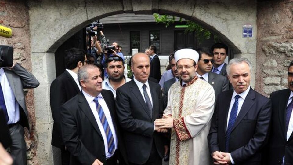 Diyanet İşleri Başkanı'ndan Cemevi'ne ziyaret!