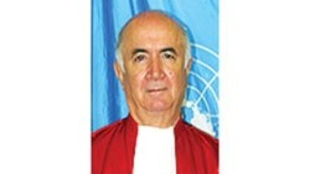 Sırp komutana Türk hakim