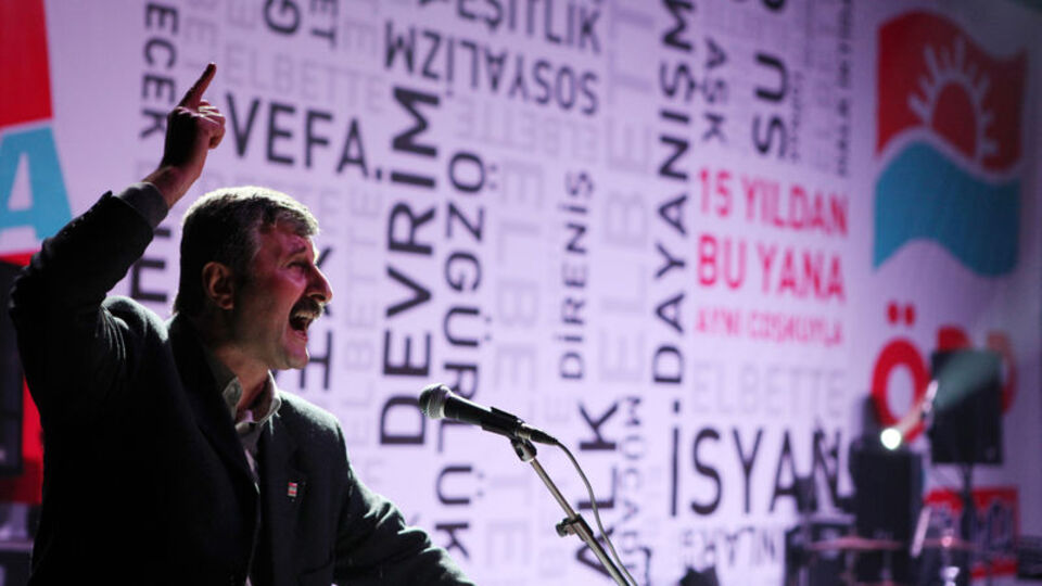 "Hopa'da sıkıyönetim ilan edildi"