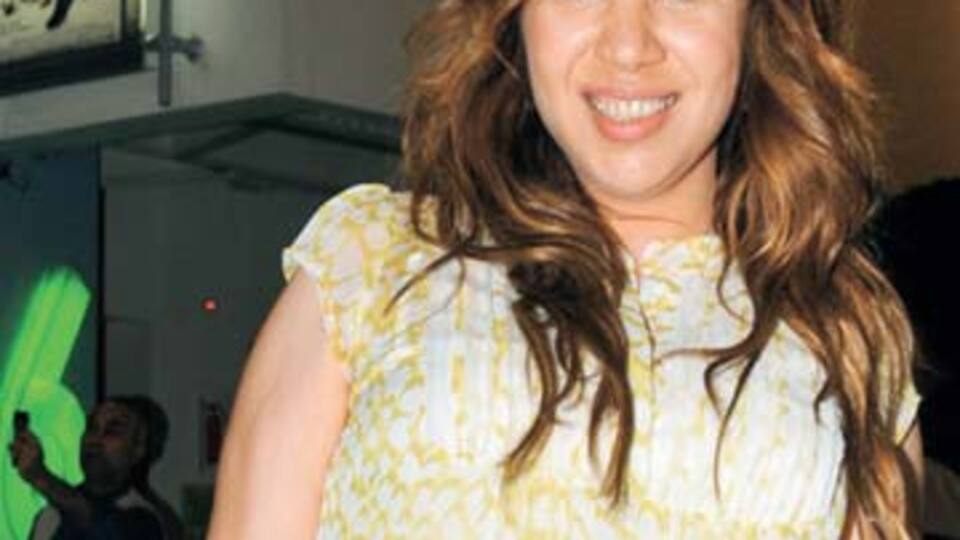 Ananas diyeti yapıyormuş