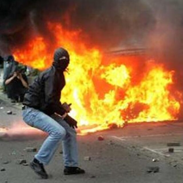 36 molotofçu yakalandı!