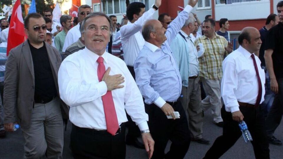"Erkan Mumcu'dan Birand kadar cesur olmasını bekliyorum"