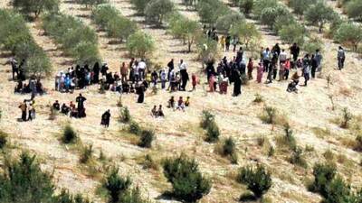 Esad'dan kaçan Suriyeliler Türkiye'ye sığınıyor