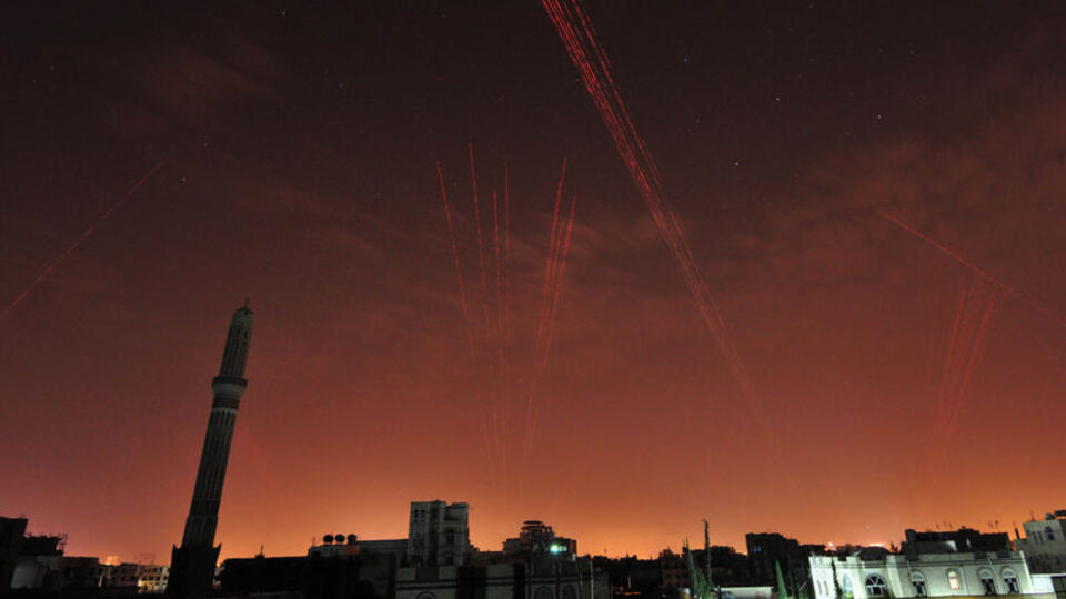 ABD Yemen'i bombalıyor