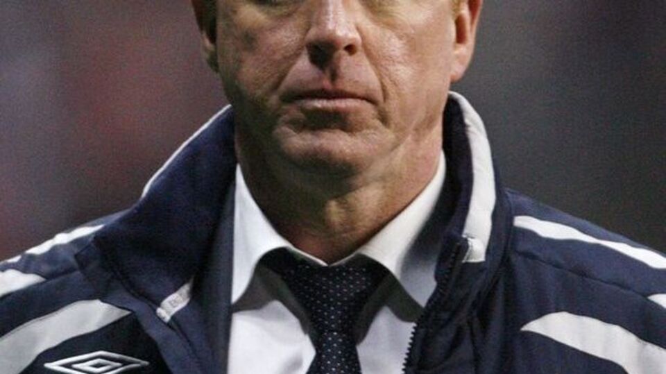 McClaren İngiltere'ye döndü!