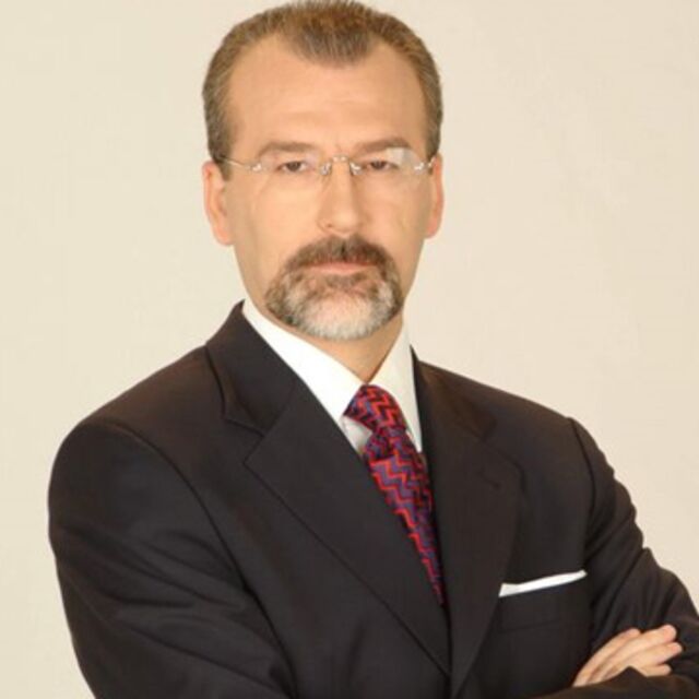 Hulki Cevizoğlu köşesini bıraktı