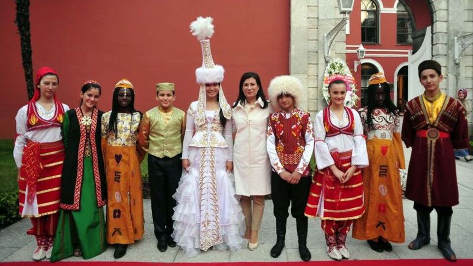 Gelin tanış olalım!