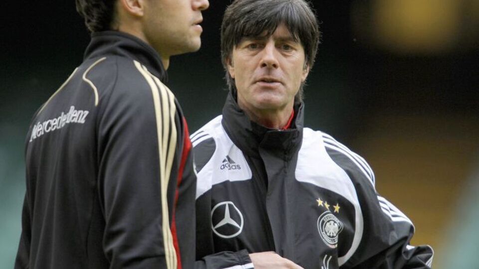 Ballack'tan Löw'e salvo!