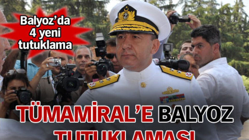 Tümamiral'e Balyoz tutuklaması