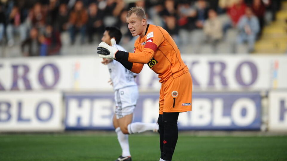 Yeni rengi Sarı-Lacivert!