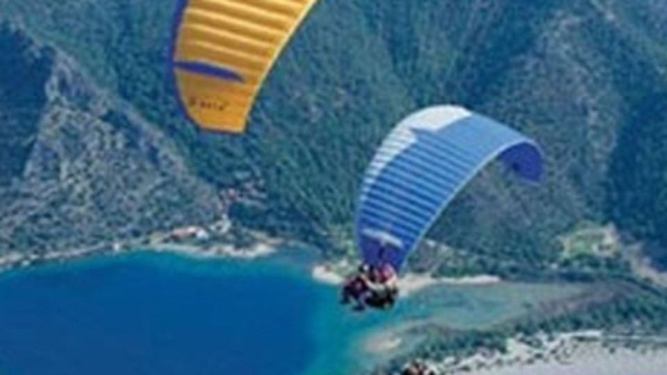 Paraşüt kazası: 2 ölü!