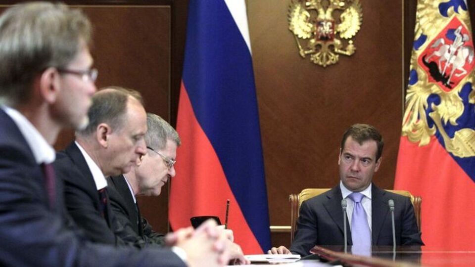 Medvedev'den generallere operasyon
