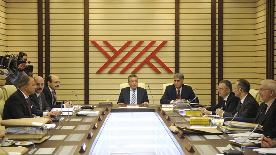 YÖK'ten sürpriz af kararı!