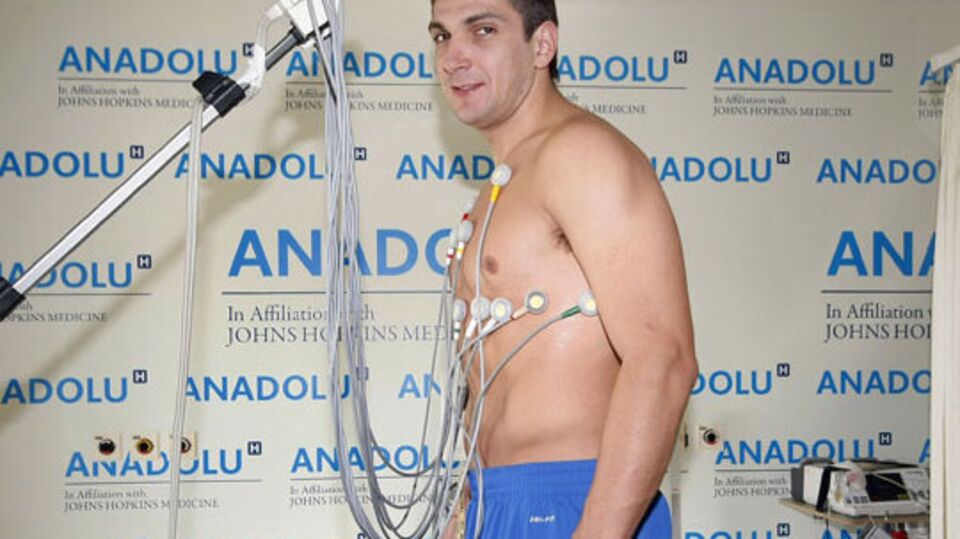 Batista resmen Efes'te!