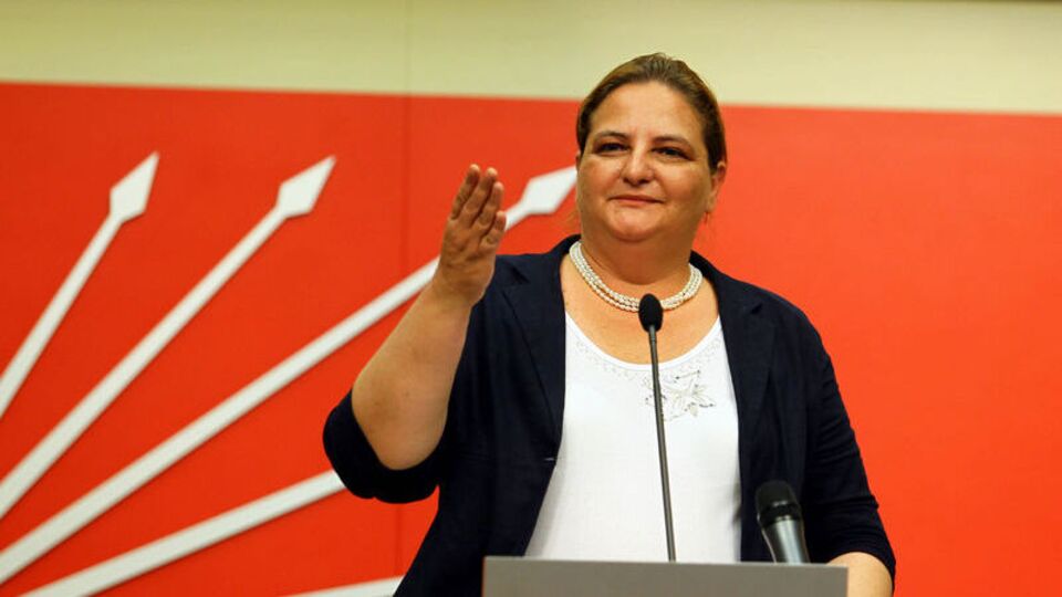 "Başbakan bir an önce özür dilesin"