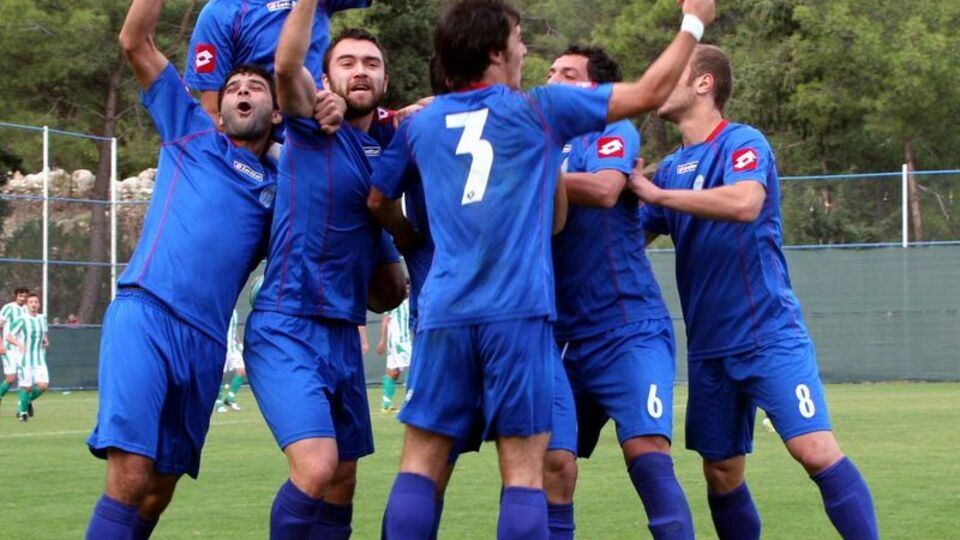 Tekirova'dan 7 imza!