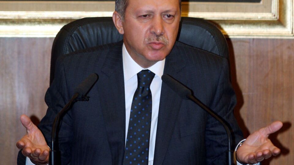 'Edepsiz' davasında Erdoğan'dan mahkemeye yanıt!