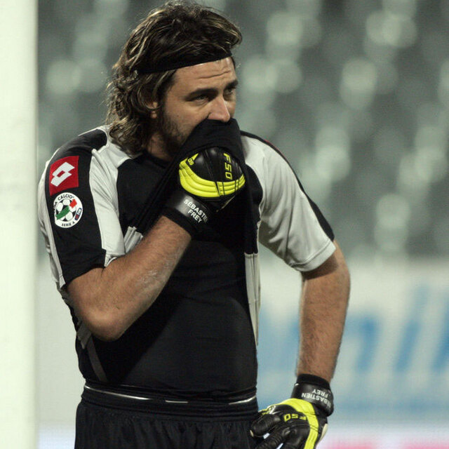 Frey Genoa'da!