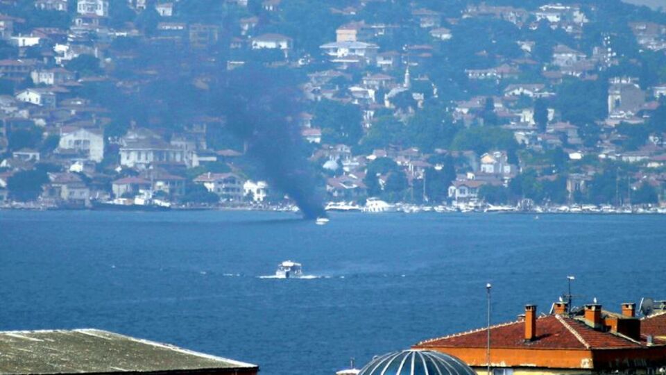 Polis teknesi kül oldu!