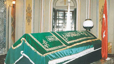 Türbe ziyaretlerinin doğrusu ve yanlışı