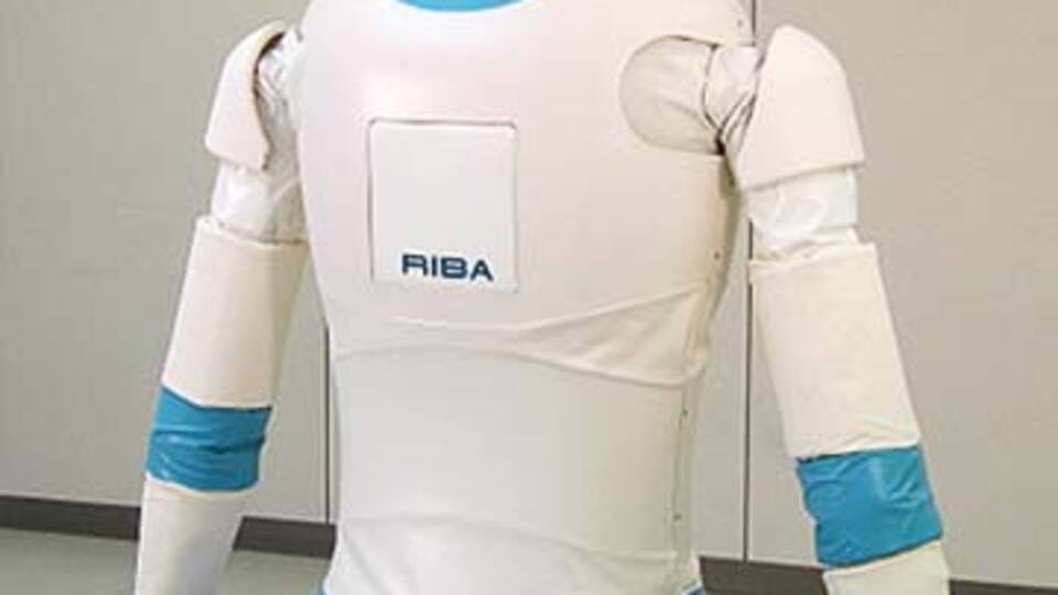 Hasta bakıcı yerine robot!