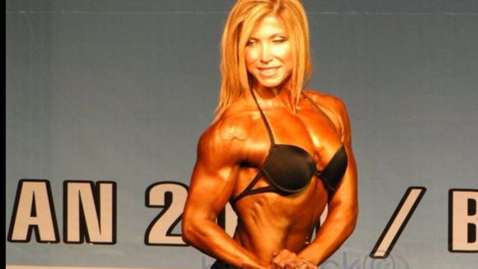 Vücutçu eşini döven kocaya evden uzaklaştırma!