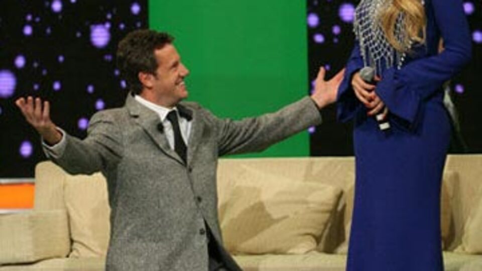 Petek kilidi değiştirince Can şezlongta sabahladı