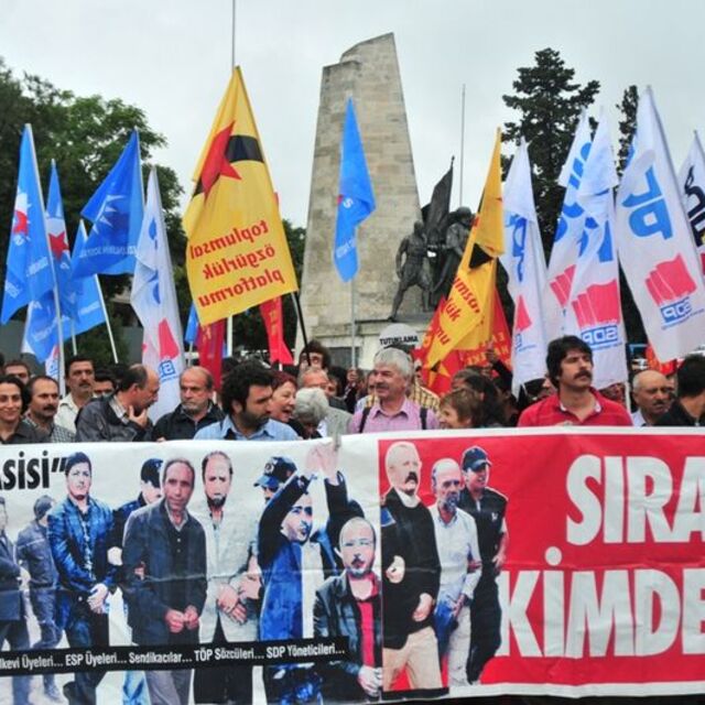 Devrimci Karargah'ta Hanefi Avcı gerginliği!
