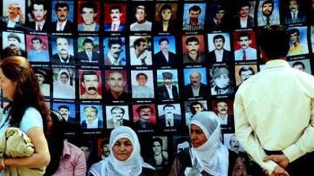 Tunceli'deki kazılarda tabut ve kemik parçaları bulundu!