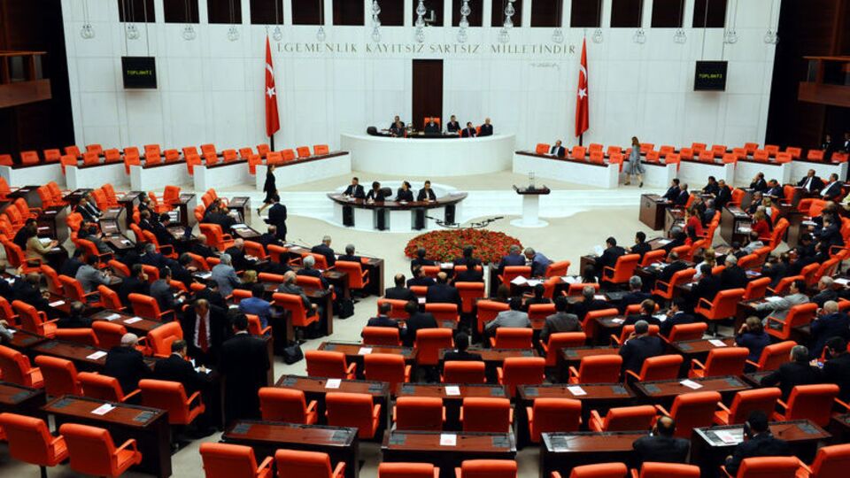 Meclis'ten vekillere yabancı dil desteği!
