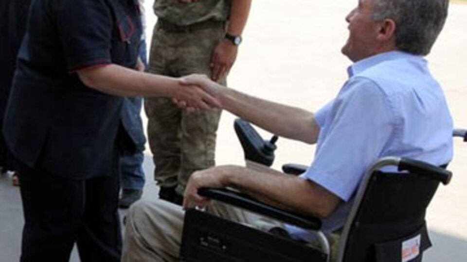 "Balyoz" tutuklusu komutandan Elazığ'a yardım