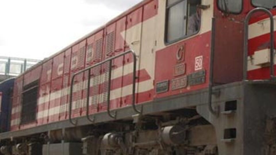 Yük trenine mayınlı saldırı