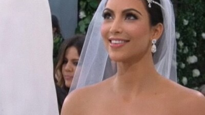 İşte gelinlikli Kardashian GALERİ