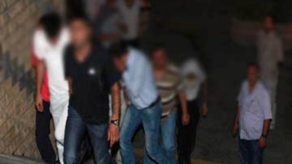 Uslanmaz tombalacılara baskın!