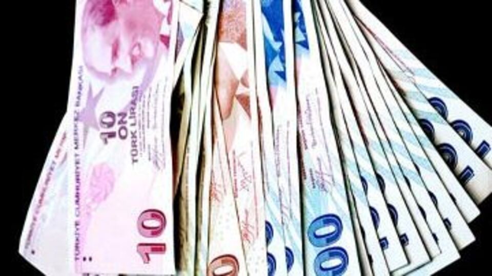 Kriz korkusu memurun maaşını eritti!