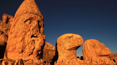 Nemrut heykelleri müzeye taşınıyor