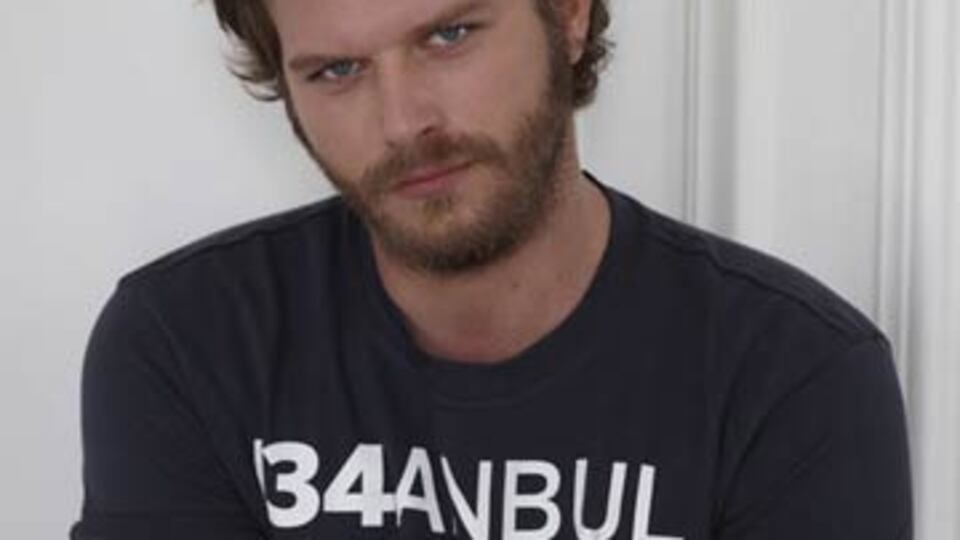 Artık Kıvanç Tatlıtuğ da Twitter'da