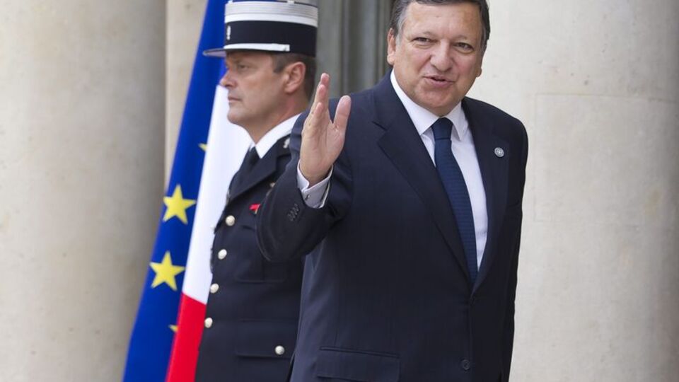 'Borç krizi çözülecek'