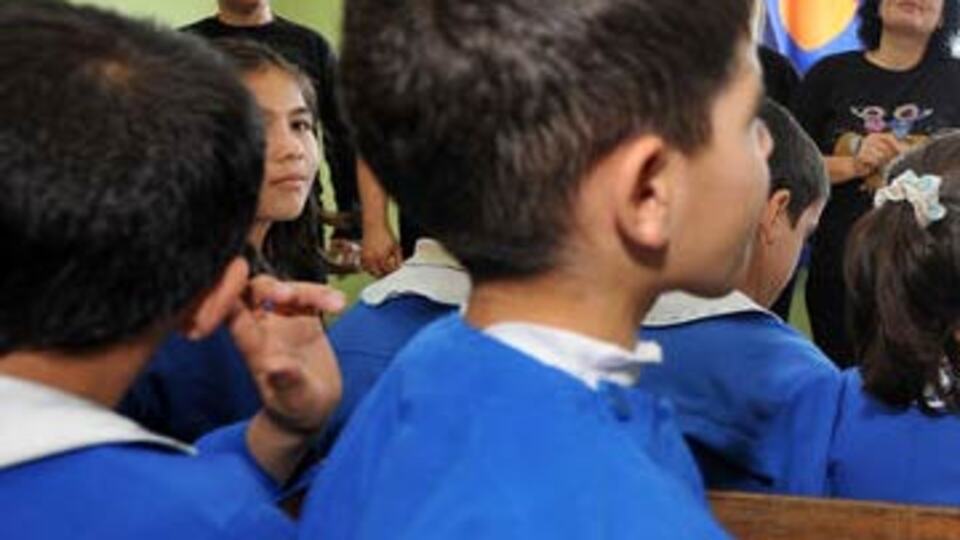 Okula başlayan çocuğa nasıl davranmalı?