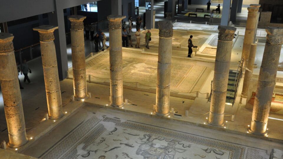 Zeugma kapılarını açtı