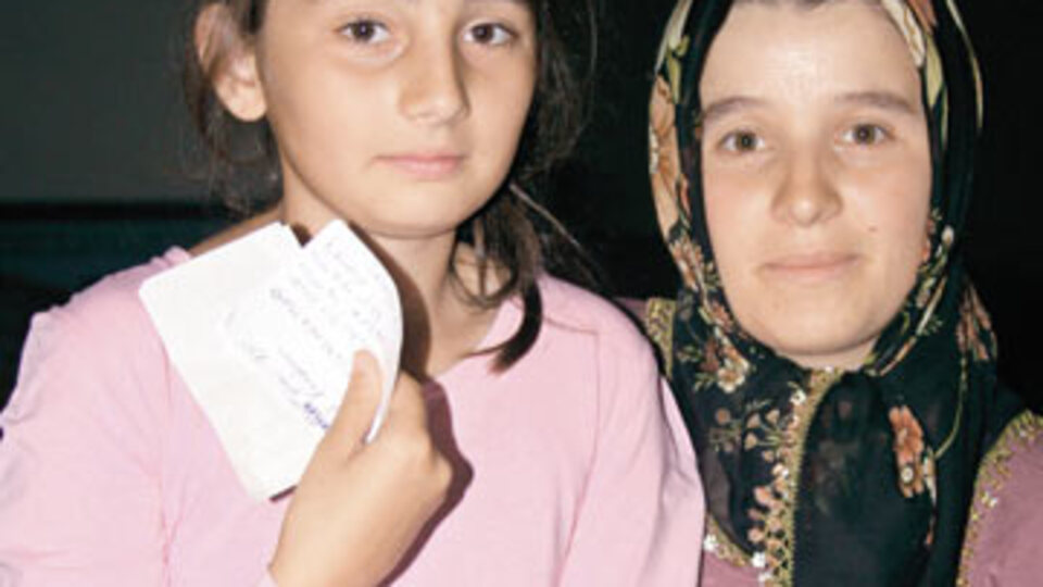 Medyumdan sağır kıza öneri!