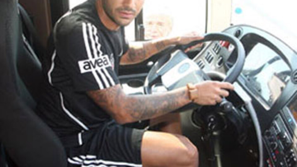 İşte Beşiktaş'ın yeni otobüsü!