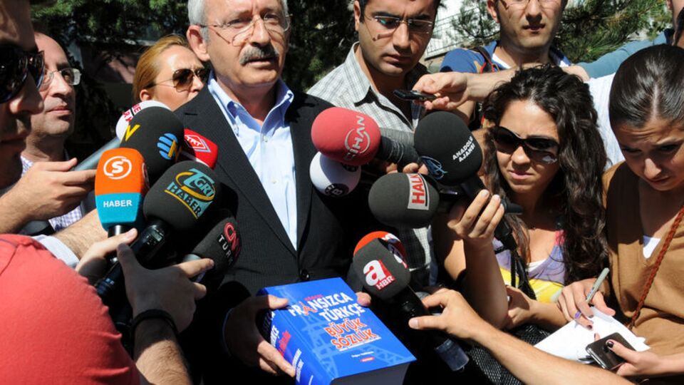 "Görüşme Başbakanlıkla PKK arasında"