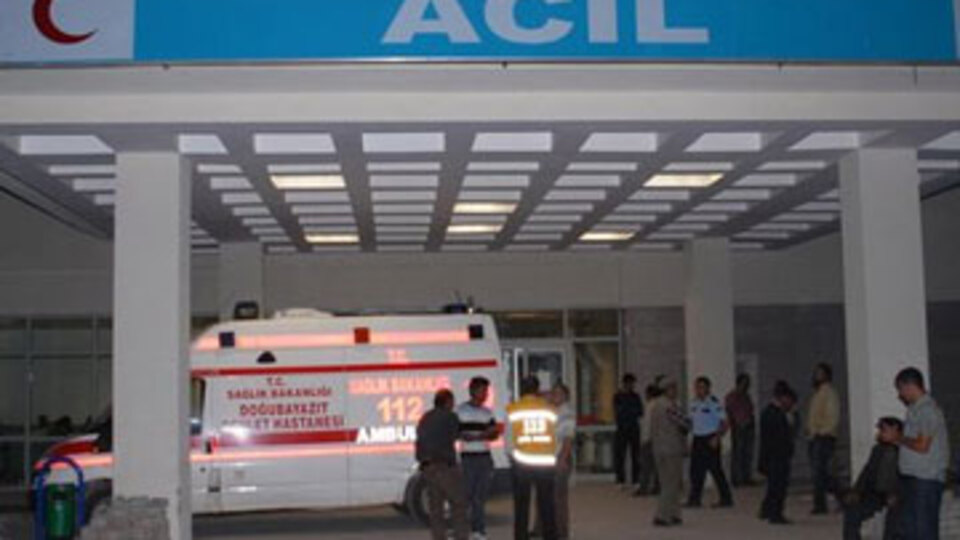 Dayak yiyen kadın kocasını öldürdü