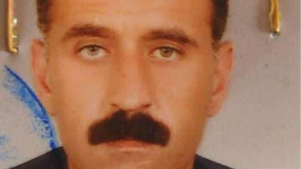 Balkondan nişan aldı