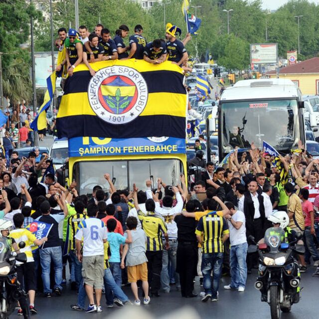 Fener taraftarına kavuşuyor!