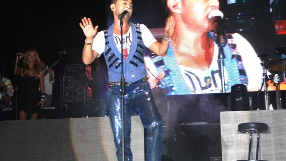 Bursa'da Serdar Ortaç rüzgarı