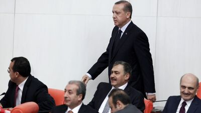 Kılıçdaroğlu'na "yan gelip yatma" yanıtı