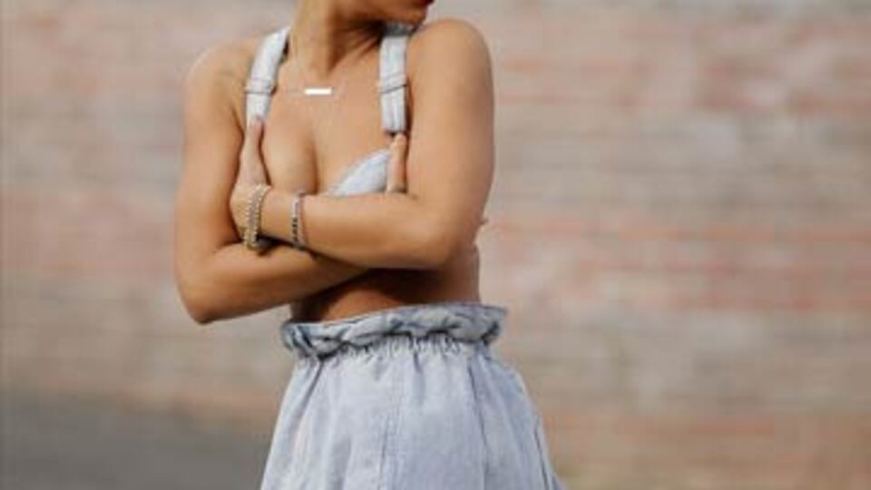 Rihanna yuhalandı GALERİ