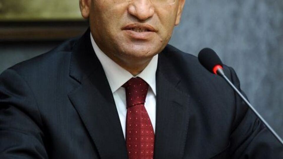"Anayasa milletine güvenmeli 1982 anayasası kimseye güvenmiyor"